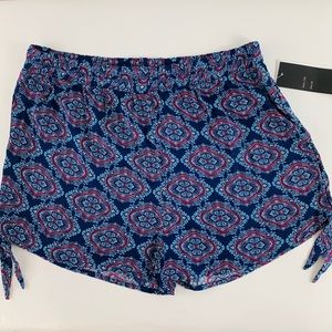 Paisley Print Summer Beach Shorts Size M
